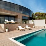 Balancing Lifestyle and Returns in Luxury Estates